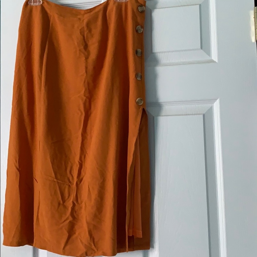 Linen Button Down Midi Skirt